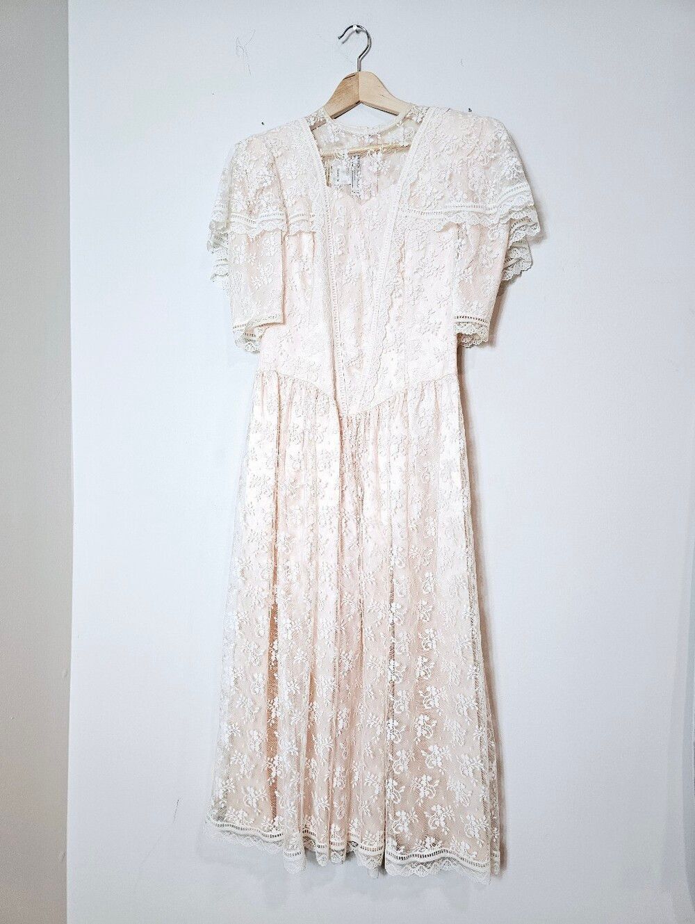 Vintage 80s USA Gunne Sax Pink Lace Capelet Ruffle Midi Dress Cottagecore Sz 11